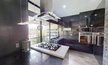 Casa en Venta, Lomas de Bellavista (Las Vilas)