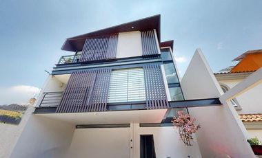 Casa en Venta, Lomas de Bellavista (Las Vilas)