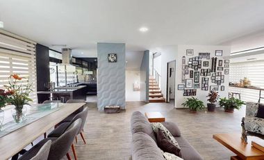 Casa en Venta, Lomas de Bellavista (Las Vilas)