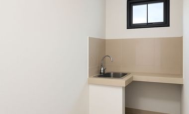 Rumah dijual Jakarta Selatan harga 300 jutaan 2 lantai gang motor