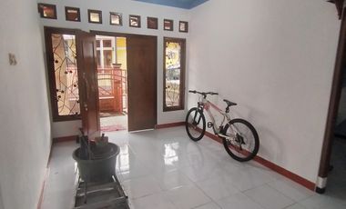 Rumah Dijual di Cianjur, Cantik depan Musholla