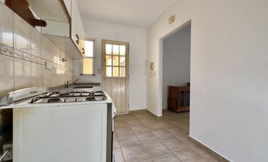 Departamento de 3 ambientes con 2 patios