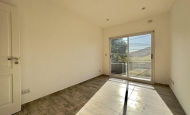 Departamento de 3 ambientes con balcon