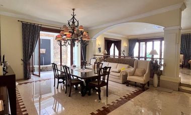 RUMAH MEWAH DHARMAHUSADA PERMAI SWIMMING POOL