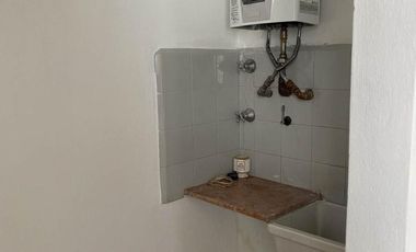 CASA DE CUATRO AMBIENTES A REFACCIONAR