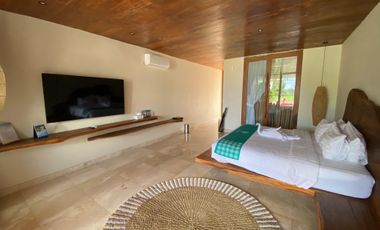 Tropical Style Pool Villa in Condongcatur 6 minutes to UGM Yogyakarta