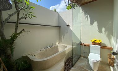 Tropical Style Pool Villa in Condongcatur 6 minutes to UGM Yogyakarta