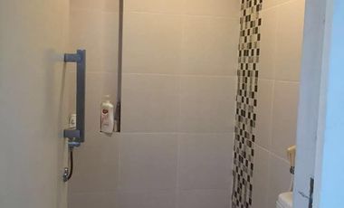 DISEWAKAN RUMAH WOODLAND SBY BARAT