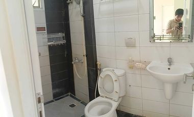 Rumah Mewah 3 Lantai Permata Buana Full Furnished Siap Huni!!