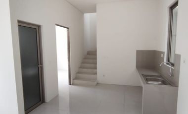 sewa Rumah Greenland Menganti