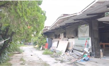 Disewakan Tanah+Bangunan Untuk WorkShop/ Gudang  Pinggir Jalan Raya