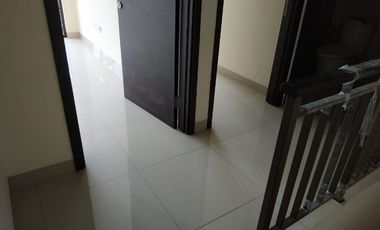 Disewakan.Rumah Cluster Green Village Cipondoh Tangerang