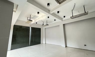 Dijual Gedung Kantor Komersial Pinggir Jalan Raya di Pos Pengumben