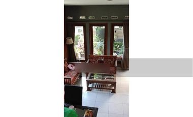 Jual Rumah Hoek Lembang Bandung View Gunung Puteri