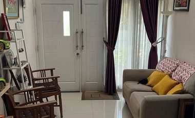 Dijual Rumah Cantik Semi Furnish Siap Huni