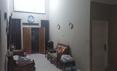 Dijual rumah dalam komplek elit di Sukabangun Palembang