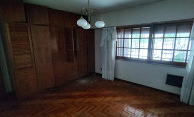 Casa de 4 ambientes en Venta en Villa crespo