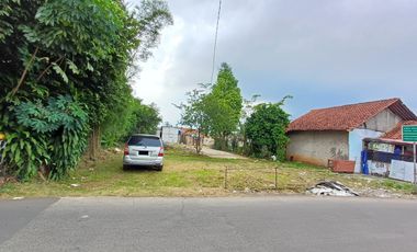 JUAL CEPAT TANAH 1601 M2 POSISI STRATEGIS PINGGIR JALAN RAYA DEPOK