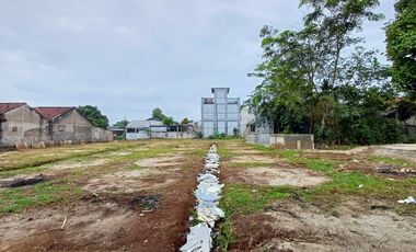 JUAL CEPAT TANAH 1601 M2 POSISI STRATEGIS PINGGIR JALAN RAYA DEPOK