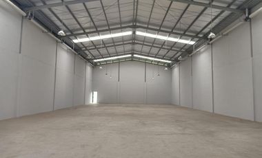 Gudang di Kota Baru Parahyangan, Bandung 810 M2 Baru