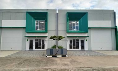 Gudang di Kota Baru Parahyangan, Bandung 430 M2 Baru