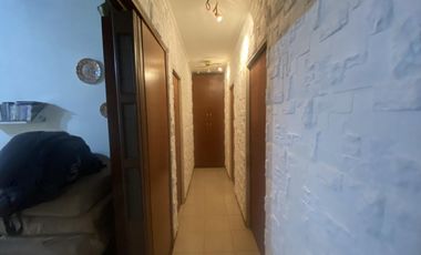 Chalet de 5 ambientes con patio y cochera