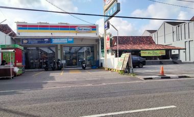 Ruang Usaha Lokasi Premium Dekat GOR Amongrogo Yogyakarta
