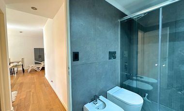 Departamento de 2 ambientes con balcon, terraza y cochera