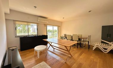 Departamento de 2 ambientes con balcon, terraza y cochera