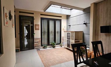 Rumah Furnish Kondisi Bagus di Komplek Batununggal