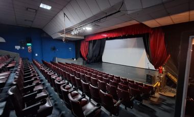 CINE / TEATRO DE SANTOS LUGARES