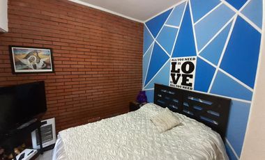 DEPARTAMENTO 4 AMBIENTES 1ER.  PISO X ESCALERA C/PATIO