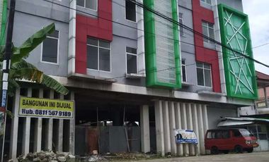 Bangunan Permanen Hotel