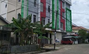 Bangunan Permanen Hotel