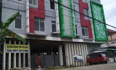 Bangunan Permanen Hotel