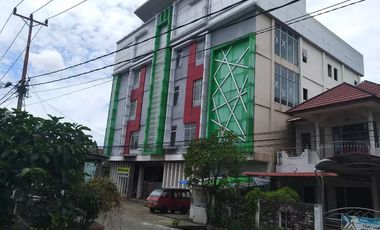 Bangunan Permanen Hotel