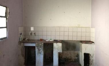 Casa en Excelente Ubicación sobre Reina Elena 2280