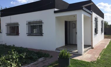 Excelente propiedad a cuadras de la estación de Glew