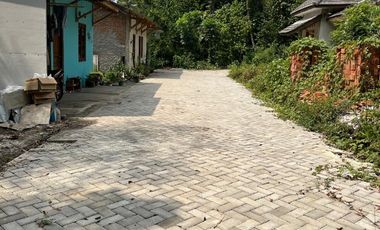 kapling murah sisa 1, 100m2 uk +/- 8x12.5 m Bangunjiwo