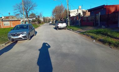 LOCALES CON VIVIENDA EN  VENTA EN GONZALEZ CATAN