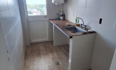 DPTO 2 AMBIENTES C/ BALCON