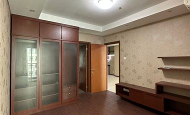Dijual Apartement semi Furnished Condominium Green Bay Pluit