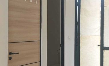 Disewakan  Rumah posisi Hook di CENDANA PARC Karawaci