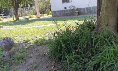 Hermosa casa quinta en el límite de Glew y Guernica