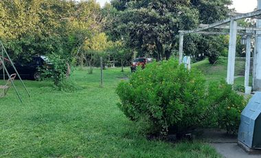 Hermosa casa quinta en el límite de Glew y Guernica