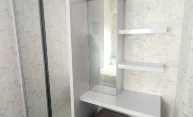 Disewakan apartemen gunawangsa merr tower A1801 2br furnish