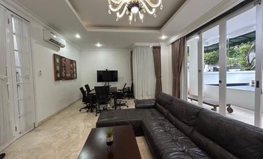 Rumah disewakan di Taman Patra I No. 15B