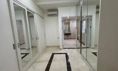 Rumah disewakan di Taman Patra I No. 15B