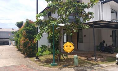 Disewakan Rumah posisi Hook ada kanopy di CENDANA PARC karawaci