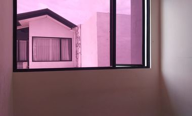 Disewakan Rumah posisi Hook ada kanopy di CENDANA PARC karawaci